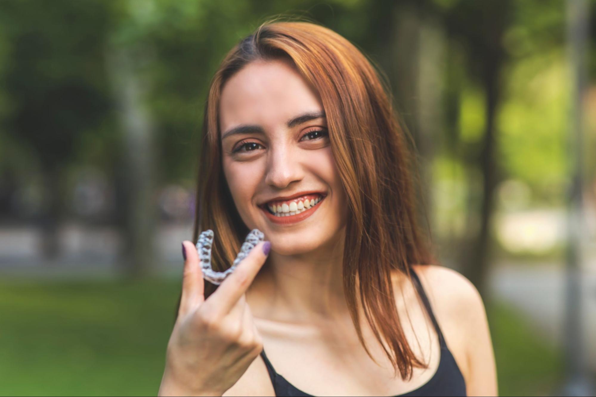 How to Stick to Your Clear Aligners Schedule When Traveling